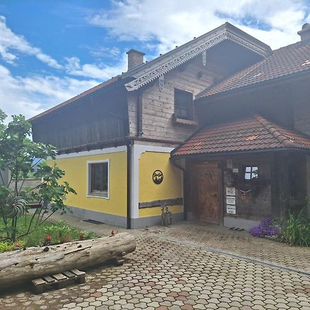 Villa Ganzes Haus Mit Almcharakter Lieserbrücke Exterior foto